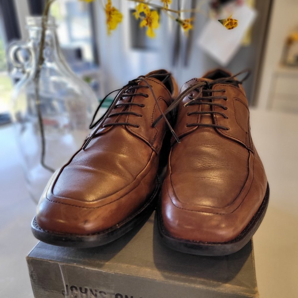 Johnston & Murphy Calfskin Moc Lace Up